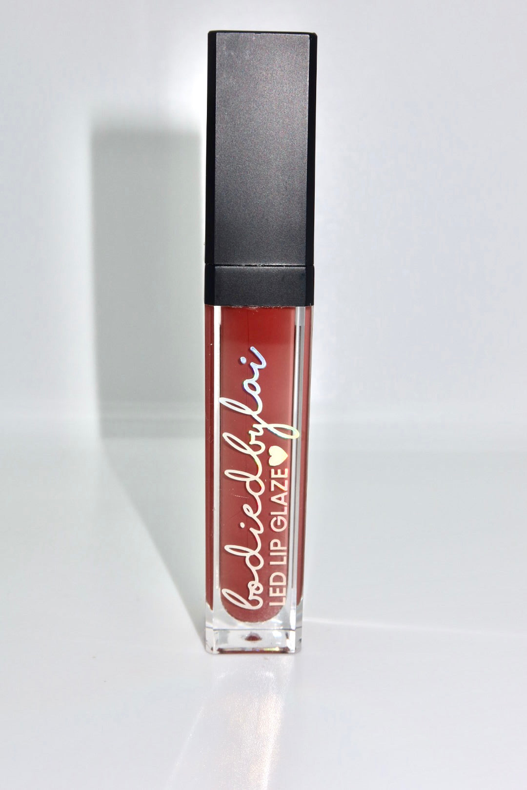 Tiki | Led Lip Glaze